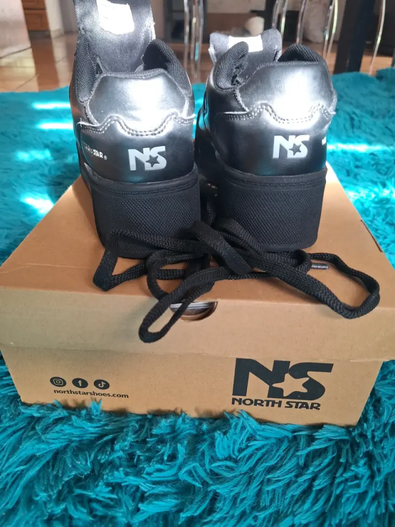 Zapatillas negras North Star talla 34 - 2