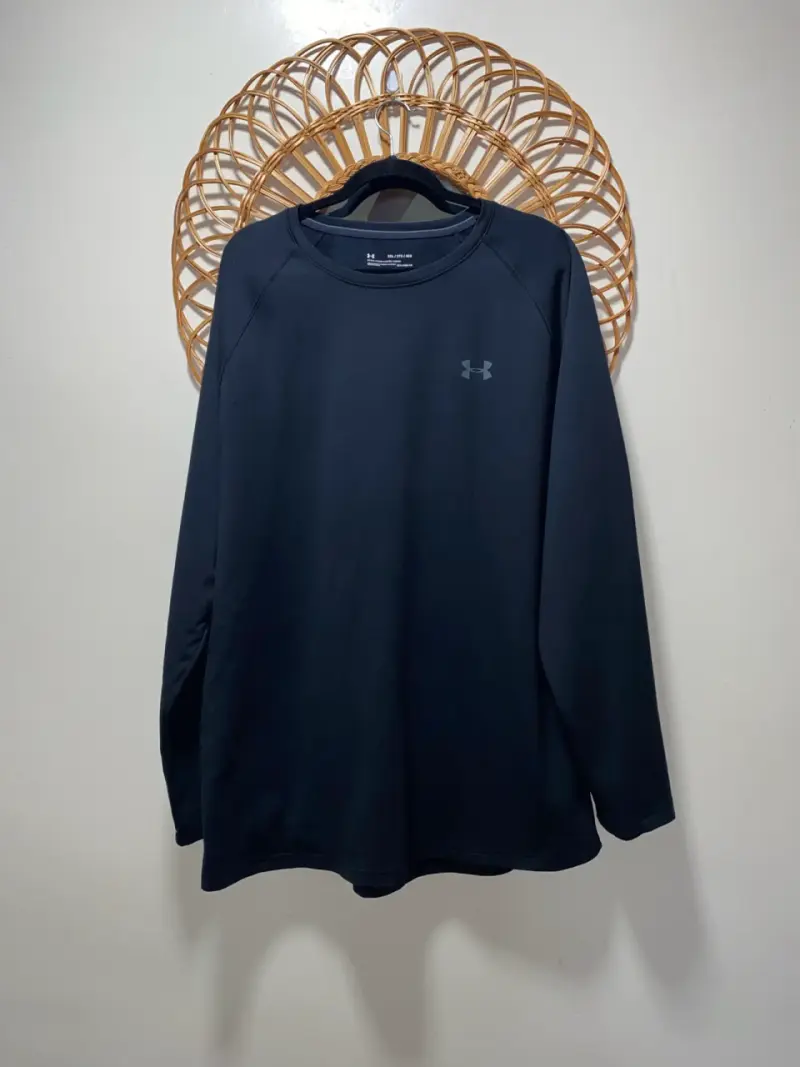 Polerón Under Armour negro para hombre - 1