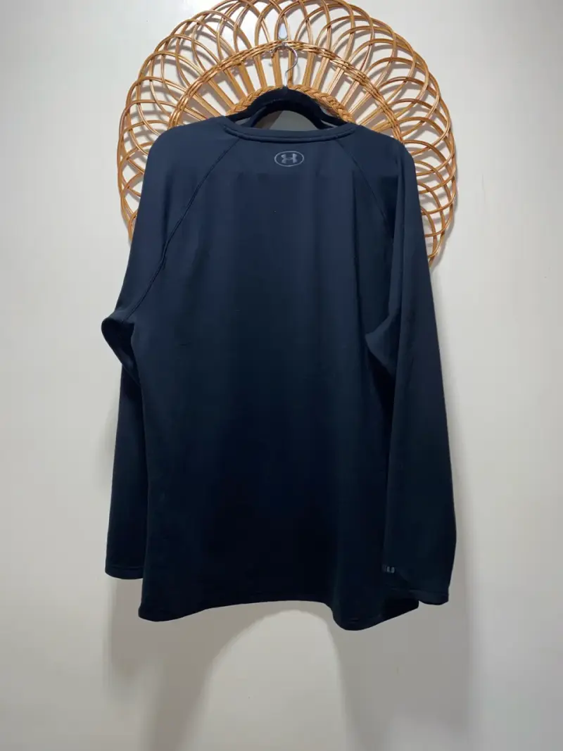 Polerón Under Armour negro para hombre - 2