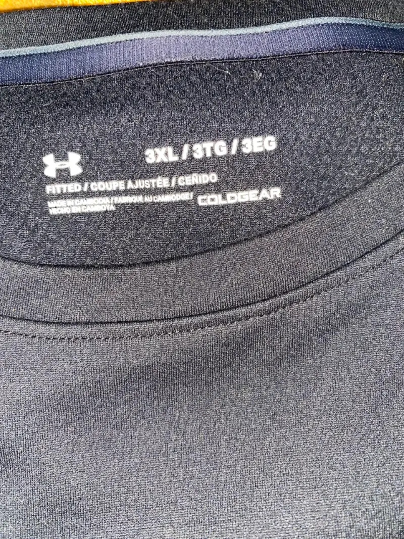 Polerón Under Armour negro para hombre - 3