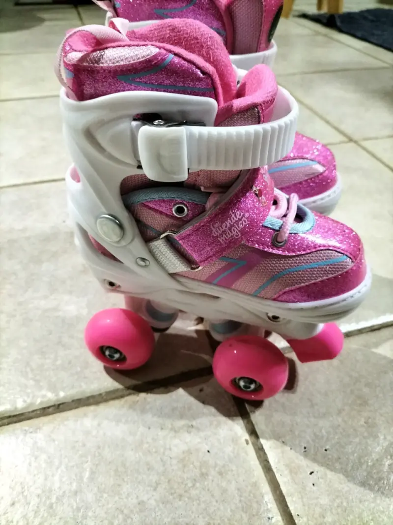 Patines rosados con brillo para niñas - 1