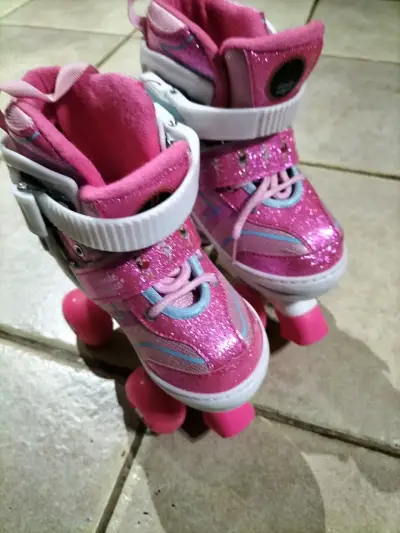 Patines rosados con brillo para niñas - miniatura 3