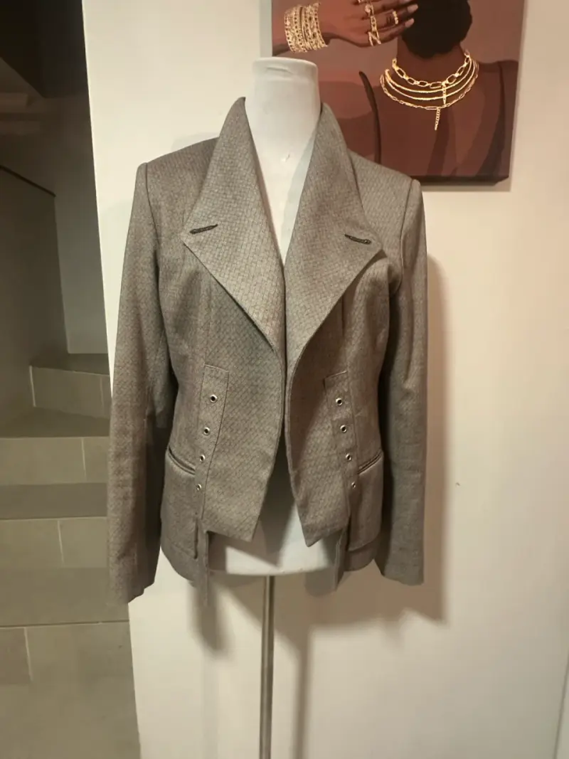 🖤Chaqueta gris marca ANASTASSIA🖤 - 5