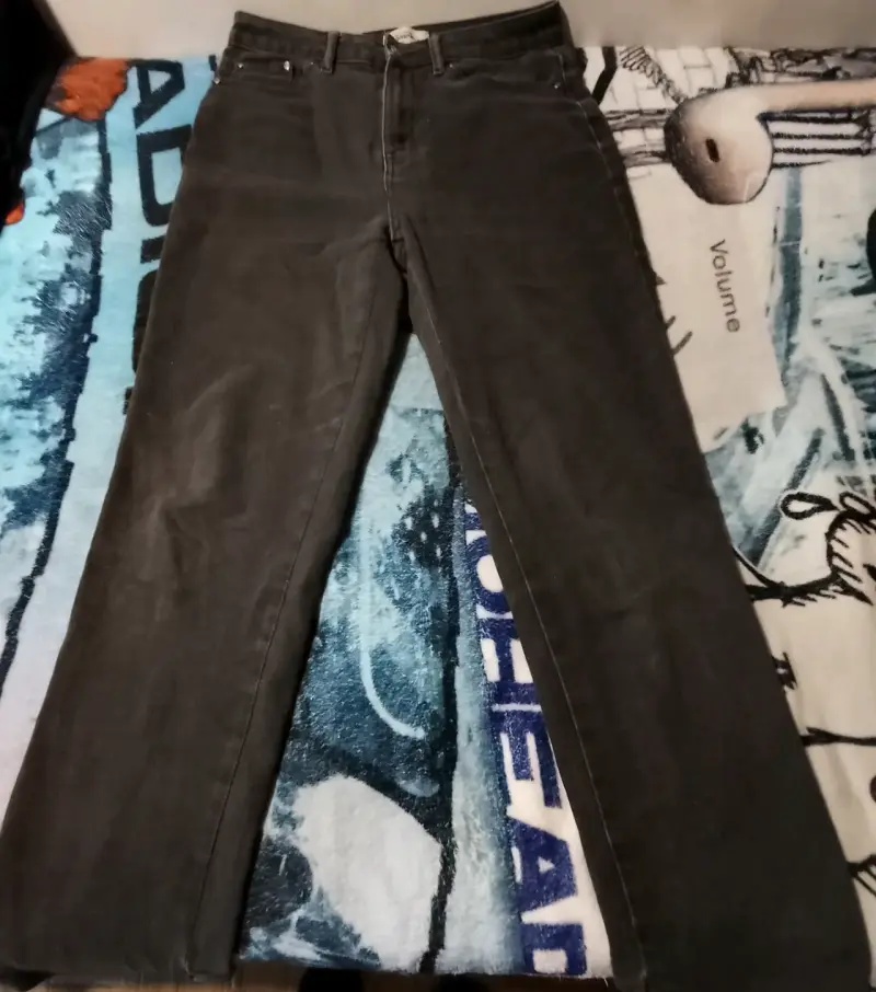 Jeans negros de mezclilla - 1