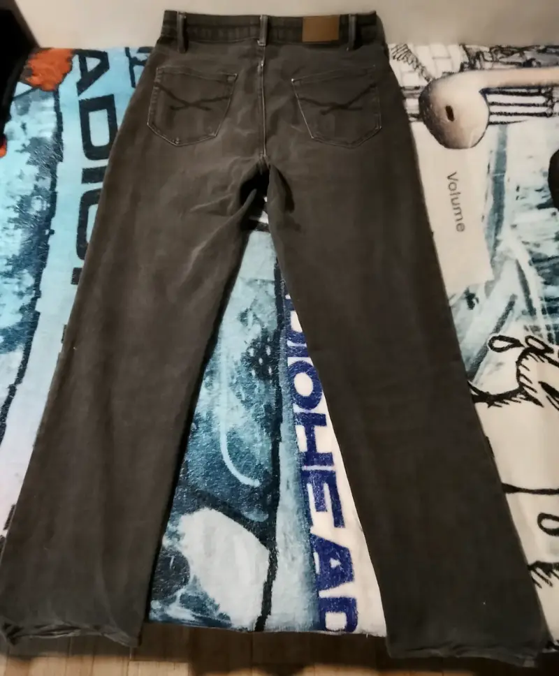 Jeans negros de mezclilla - 2