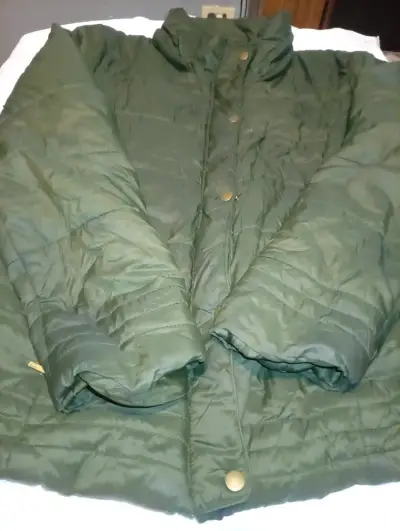 Chaqueta de invierno verde con forro polar - miniatura 2