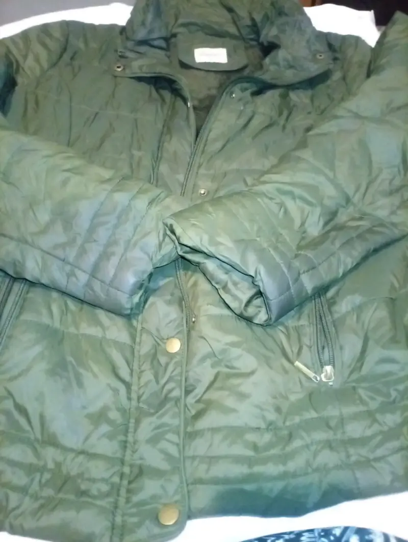 Chaqueta de invierno verde con forro polar - 4