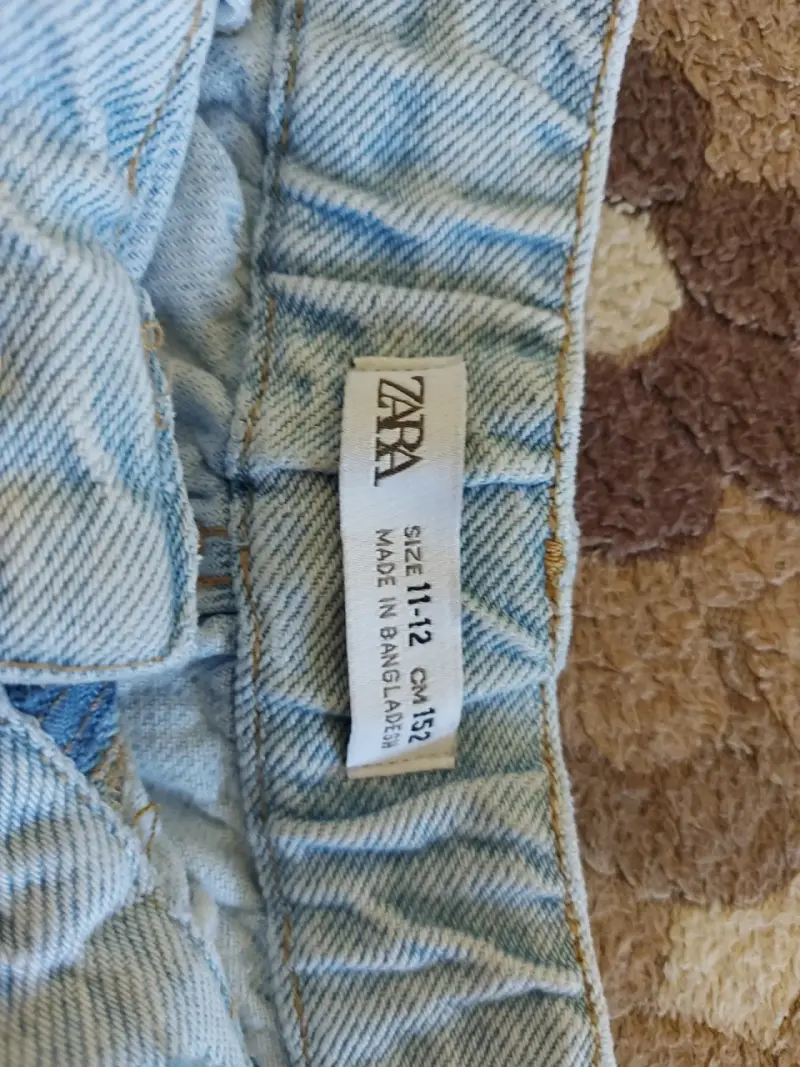 Shorts de mezclilla desgastados para mujer - 3