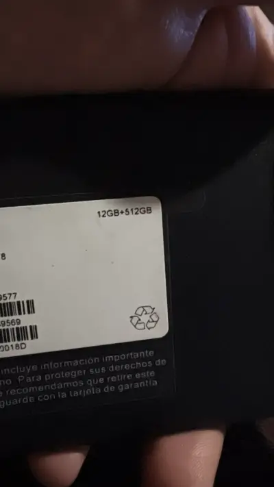 Vivo V30 - miniatura 1
