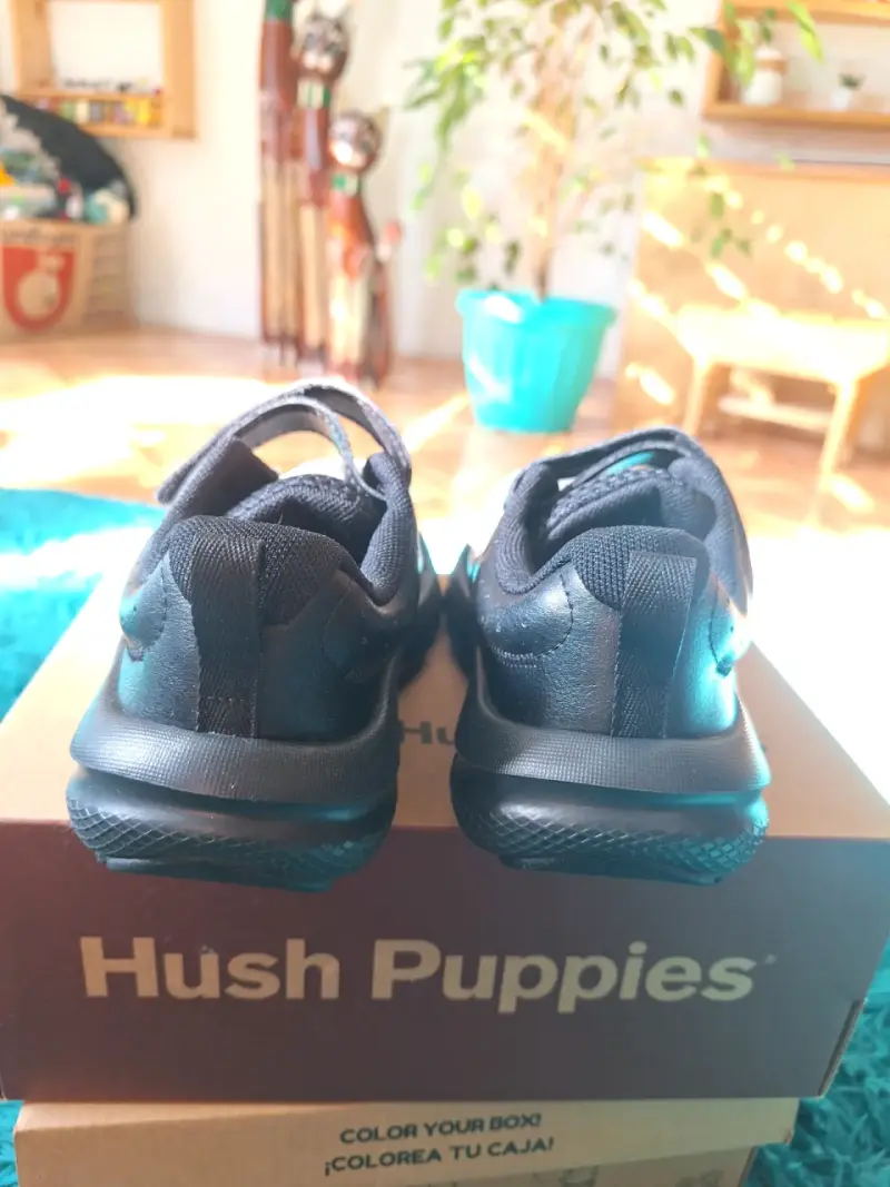 Zapatillas Under Armour para niños talla 33,5 - 5