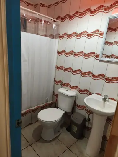 Pieza en Iquique, con baño privado a persona sola - miniatura 4