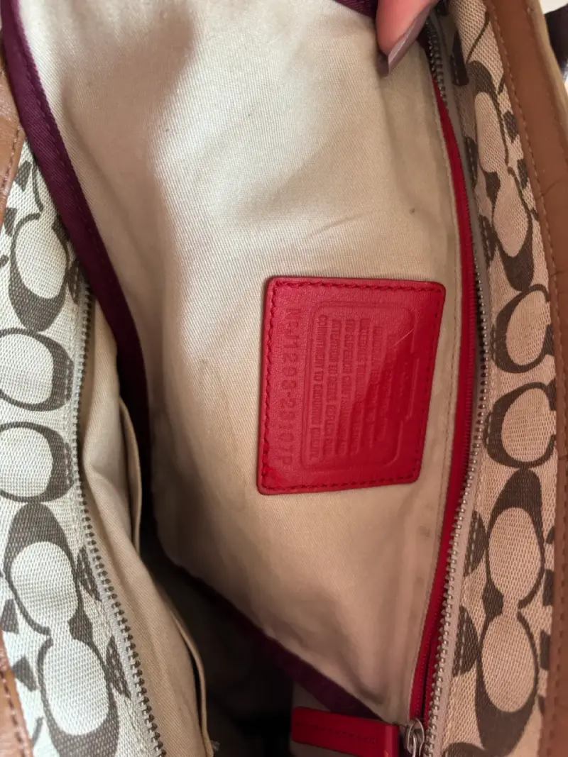 Bolso tote Coach estampado clásico - 3