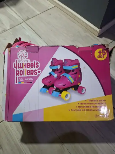Patines infantiles rosados con ruedas de colores - miniatura 4