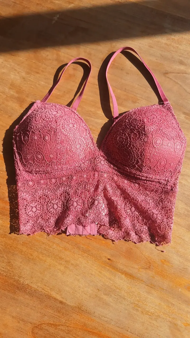 Top de encaje rosa para mujer