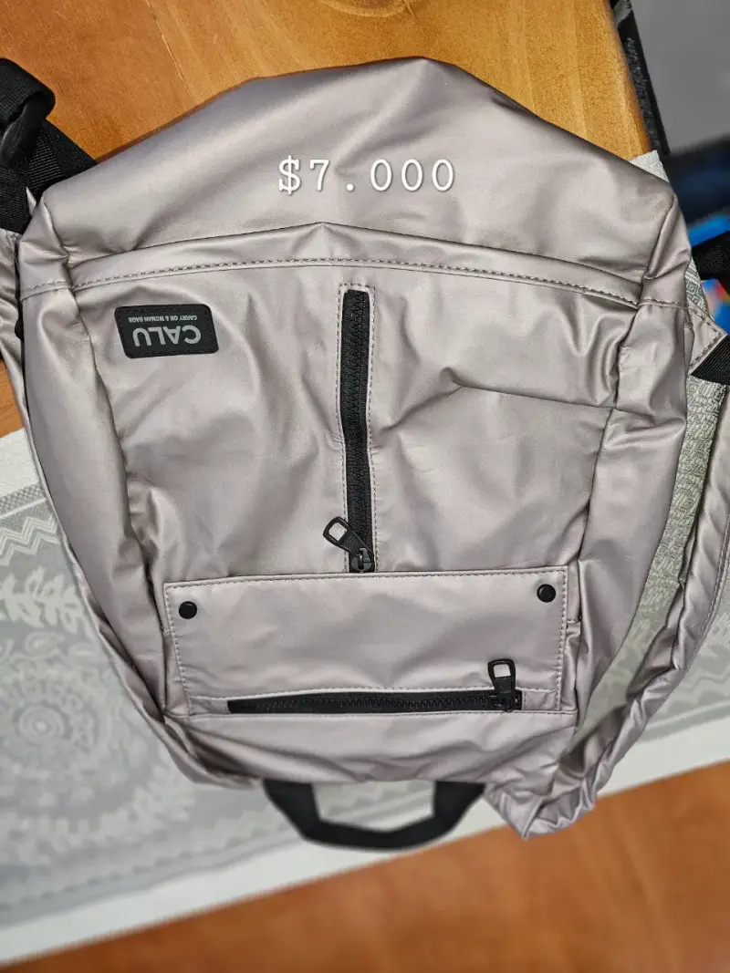 Mochila Cavu con múltiples bolsillos - 1
