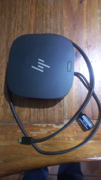 Docking station HP USB-C compacta - miniatura 1