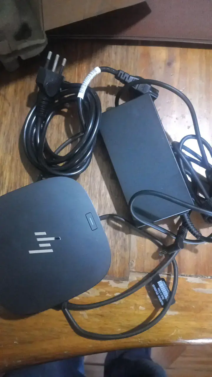 Docking station HP USB-C compacta - 3