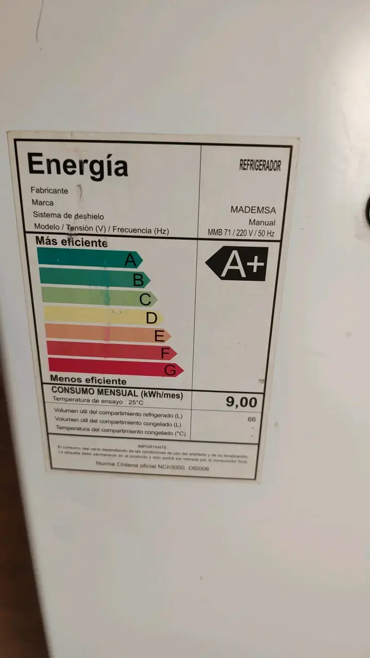 Refrigerador Mademsa compacto A+ - 2