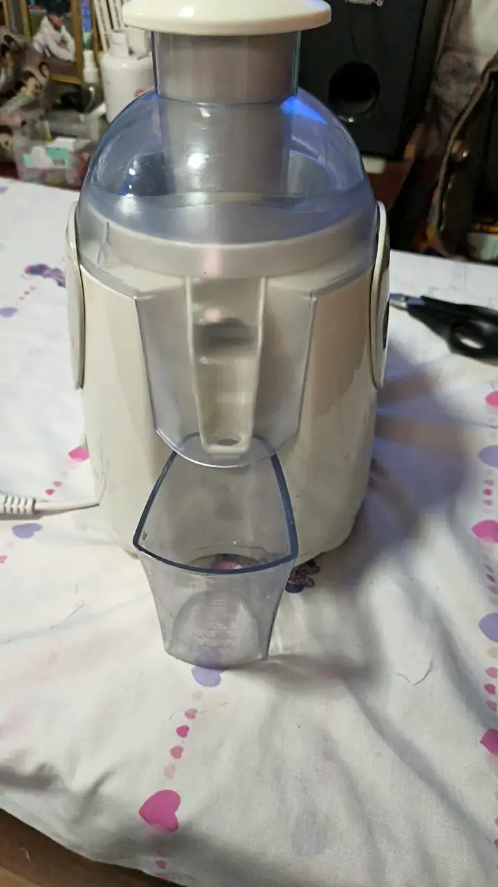 Extractor de jugos eléctrico compacto - 3