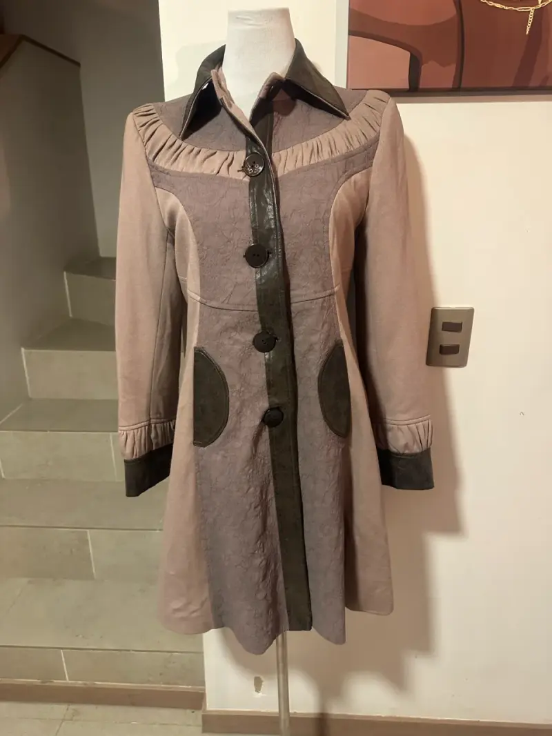 🤎 Abrigo de Boutique New Options T-M 🖤 - 5