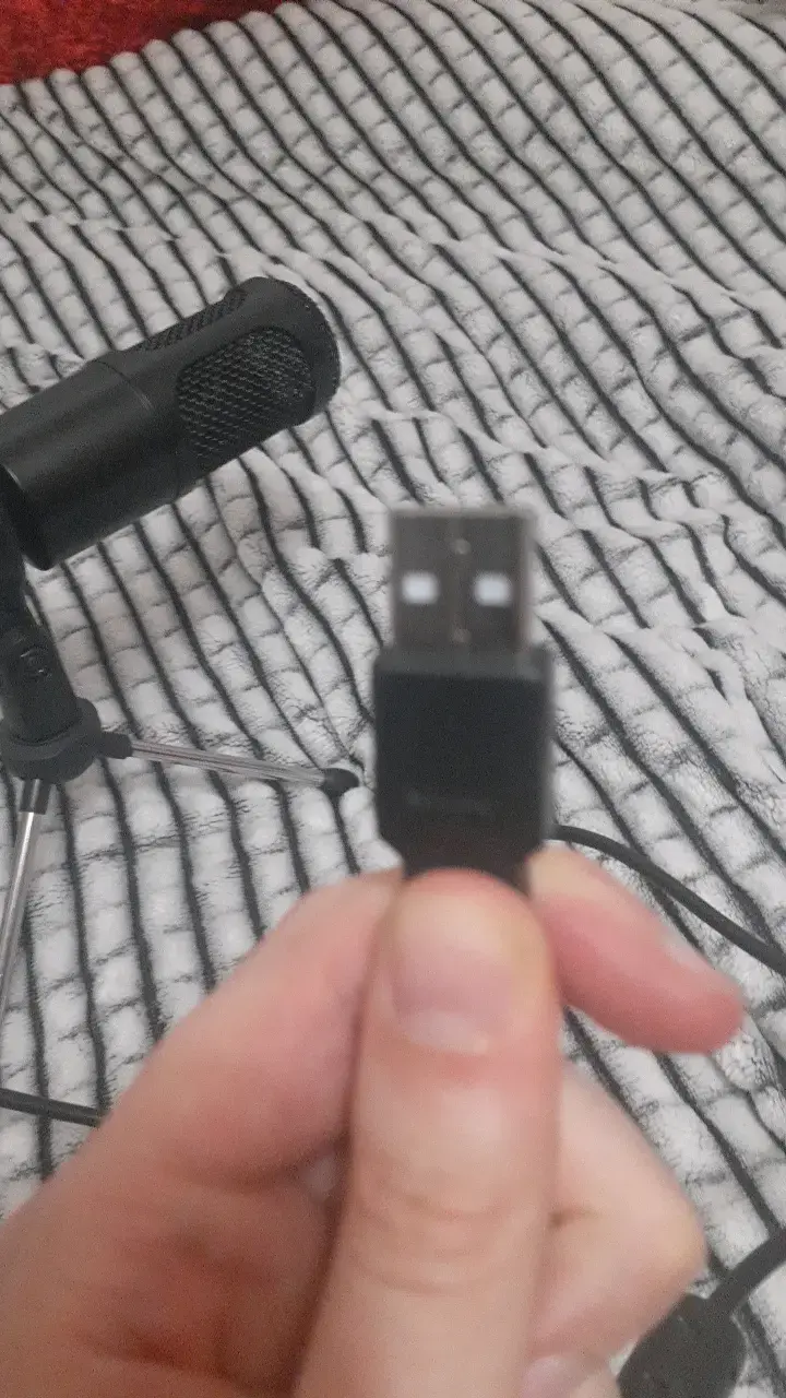Micrófono de condensador con trípode - 2