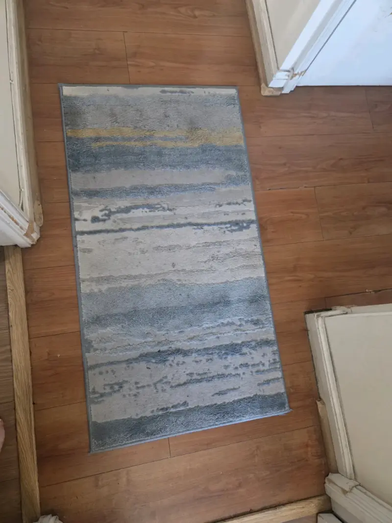 Alfombra moderna azul y beige - 2