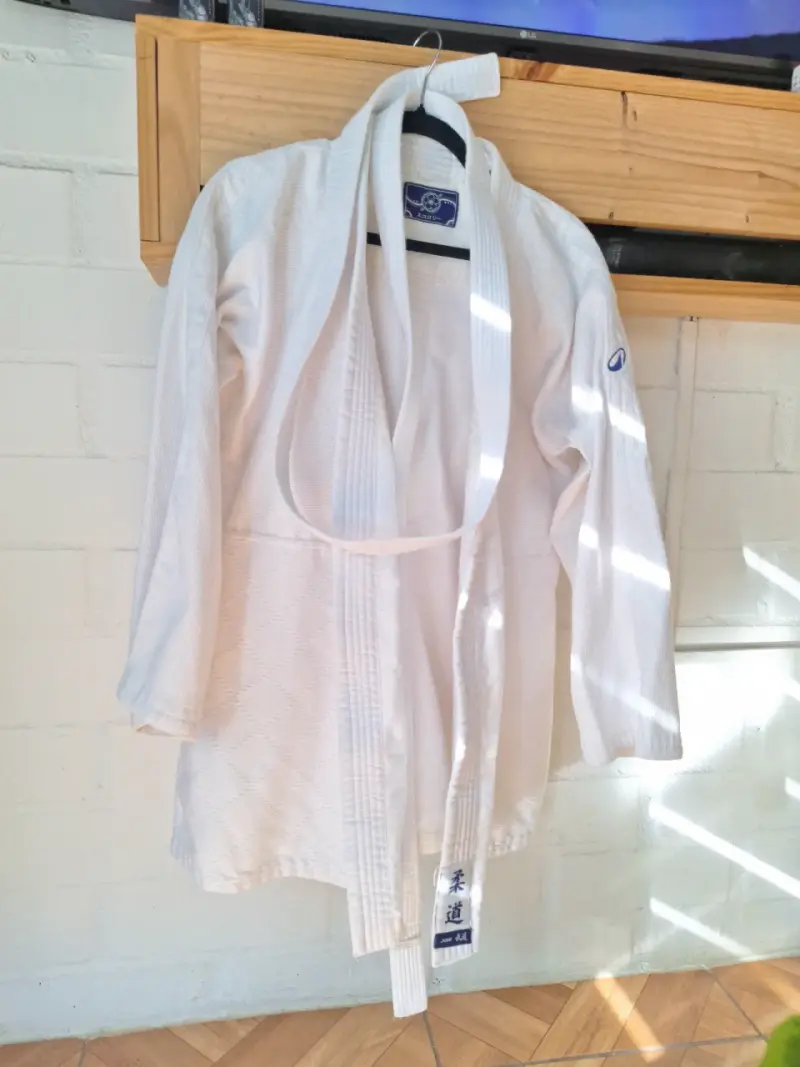 Uniforme de judo unisex medidas 1,63 , talla M ,L - 3