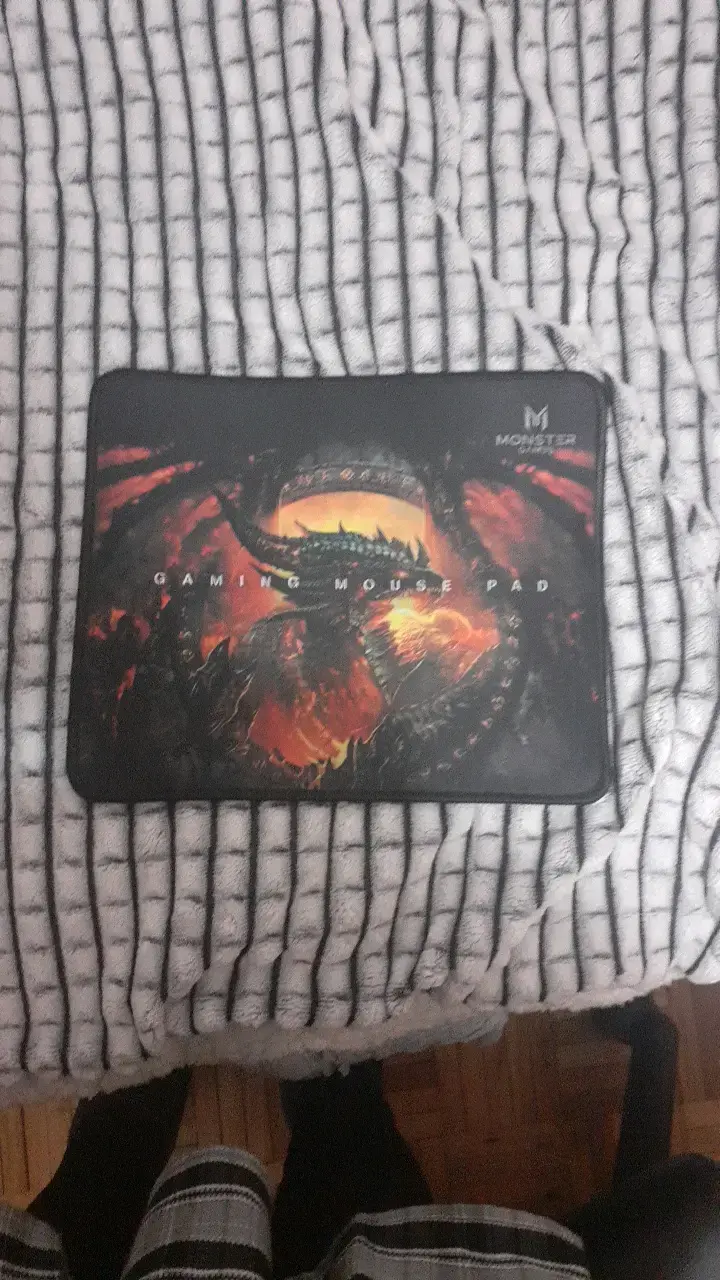 Alfombrilla gamer Monster con diseño dragón