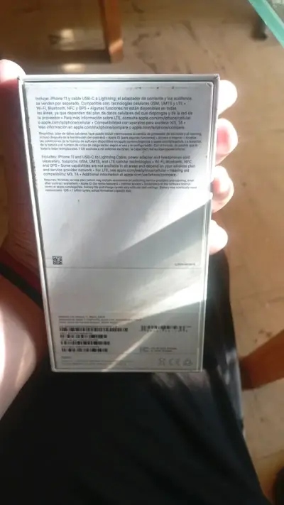 iPhone 11 negro para reparación o repuesto - miniatura 6