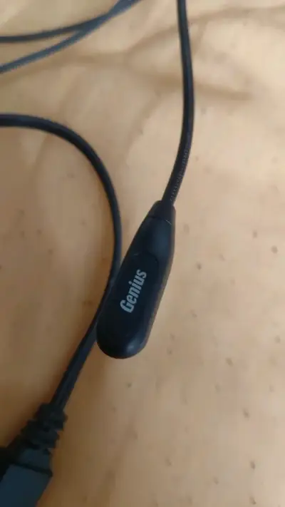 Auriculares Genius con micrófono integrado - miniatura 3
