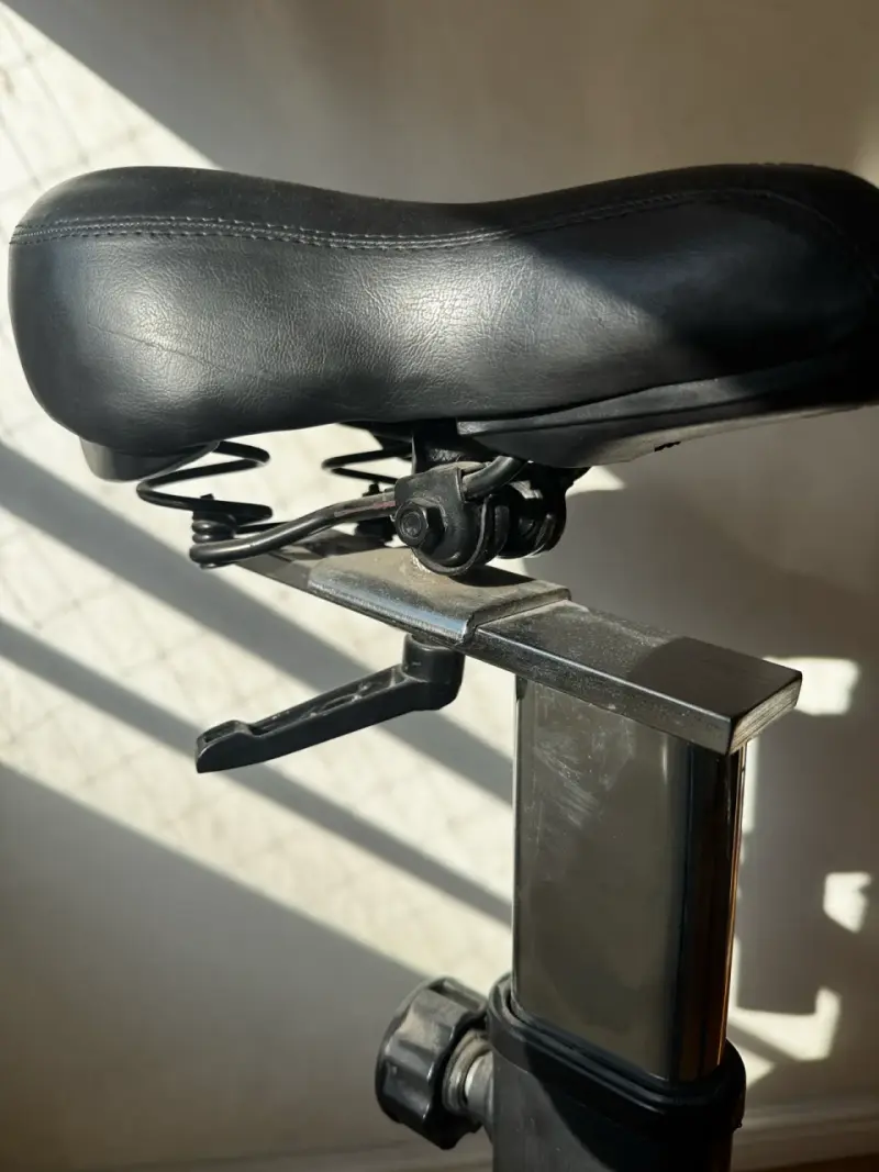 Bicicleta estática Fortom para ejercicio - 3