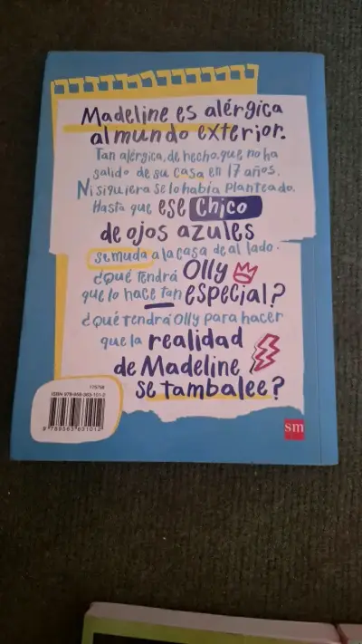 Libro 'Todo Todo' de Nicola Yoon - miniatura 2