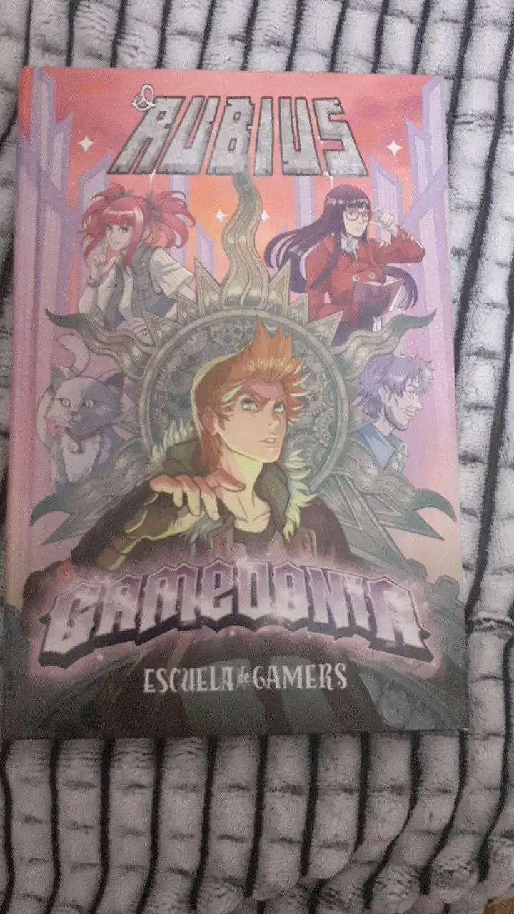 Libro El Rubius: Virtual Hero - Escuela de Gamers
