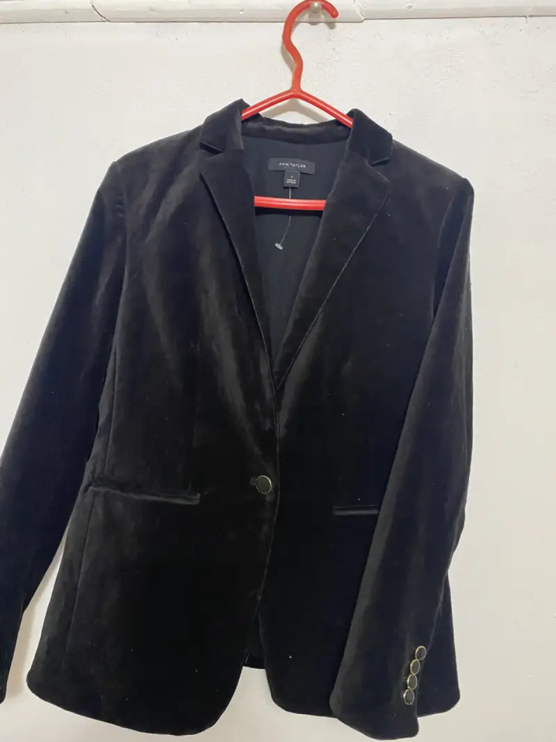 Blazer negro Ann Taylor de terciopelo - 5
