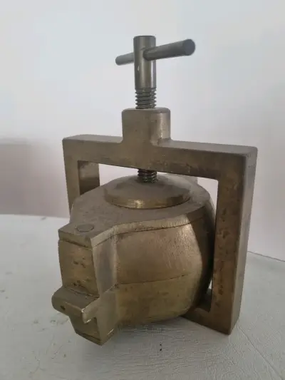 Mufla bronce macizo con estribo - miniatura 2
