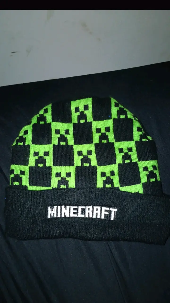 Gorro Minecraft Creeper verde y negro original