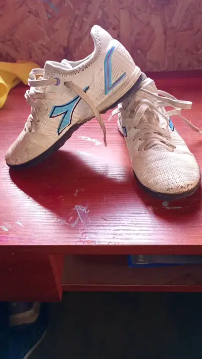 Zapatillas de fútbol Diadora - miniatura 1