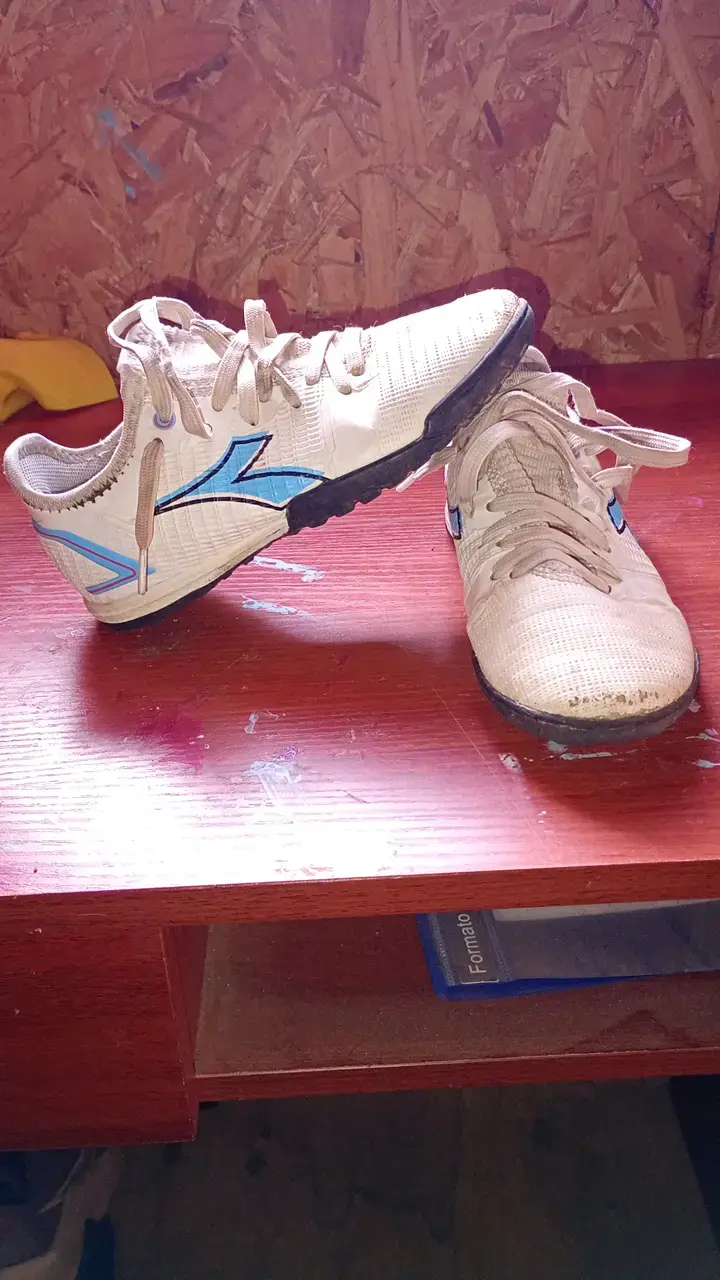 Zapatillas de fútbol Diadora - 2