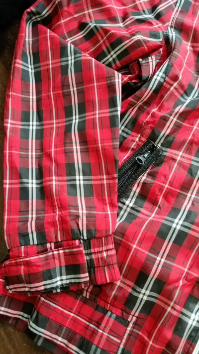 Chaqueta cuadrillé roja - miniatura 2
