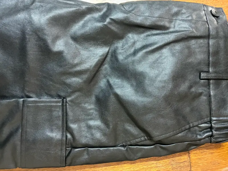 Pantalón cargo cuerina negro - Talla XL (46-48) - 3