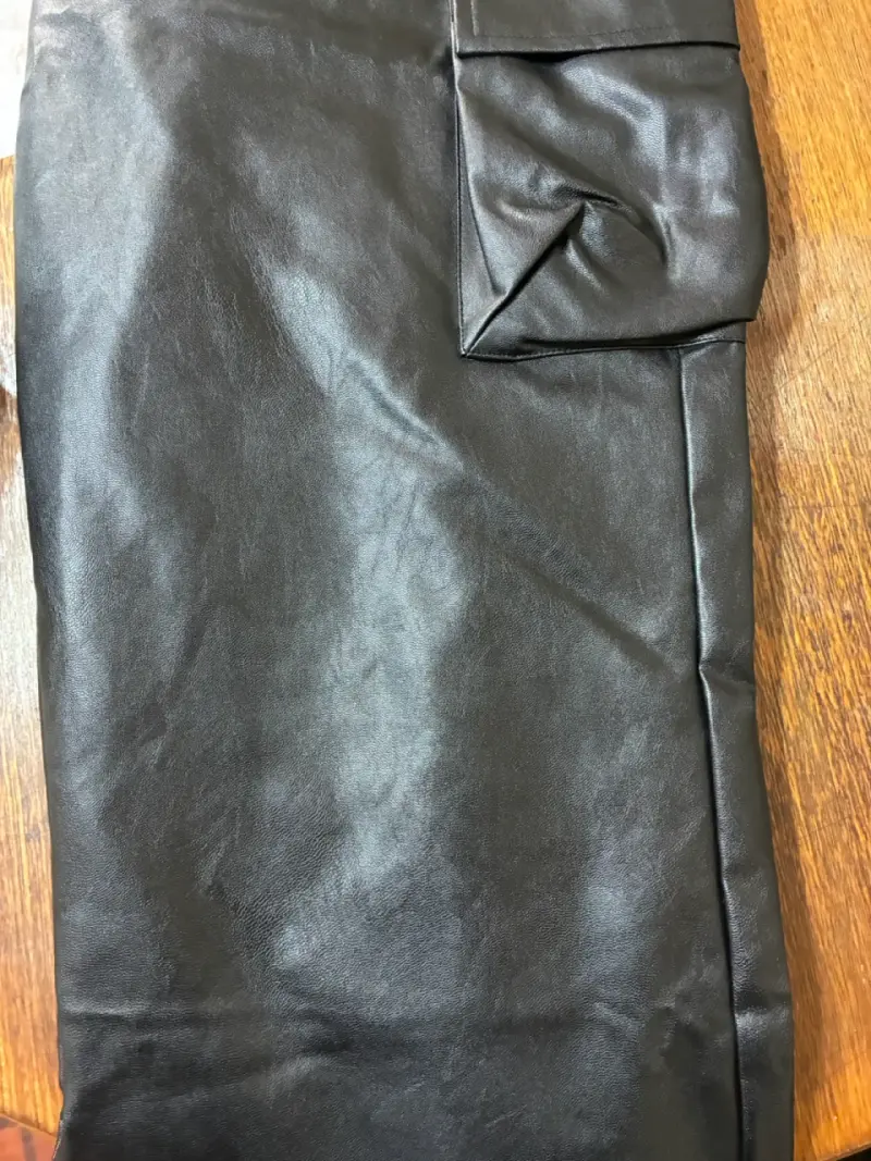 Pantalón cargo cuerina negro - Talla XL (46-48) - 5
