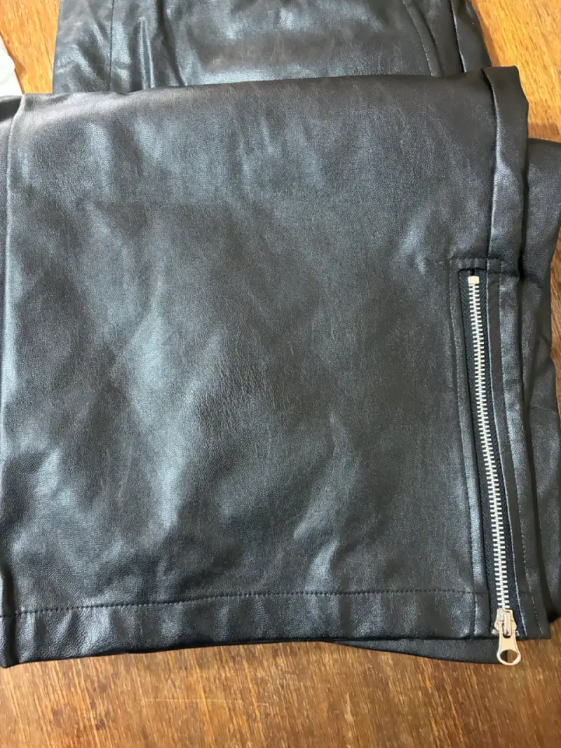 Pantalón cargo cuerina negro - Talla XL (46-48) - 6