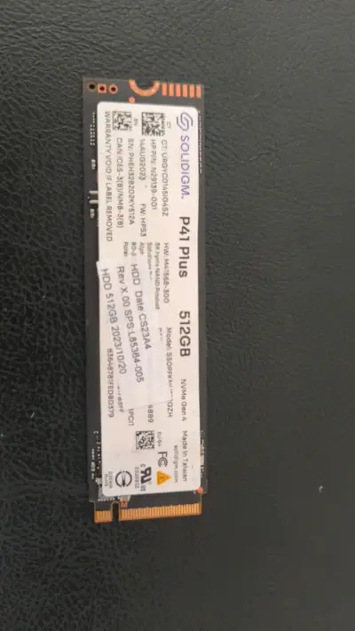 SSD m2 Solidigm P41 Plus 512GB NVMe Gen 4 - miniatura 1