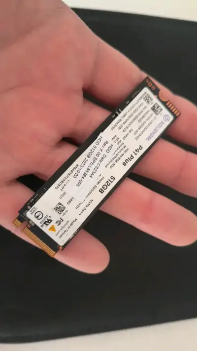SSD m2 Solidigm P41 Plus 512GB NVMe Gen 4 - miniatura 3
