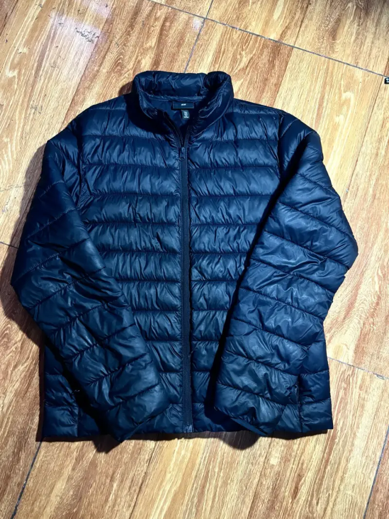 Chaqueta negra H&M - 1