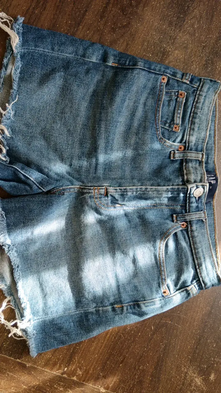 Shorts de mezclilla desgastados para mujer - 3