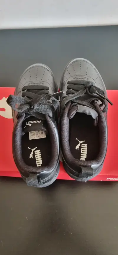 Zapatillas negras Puma N°37 - miniatura 3