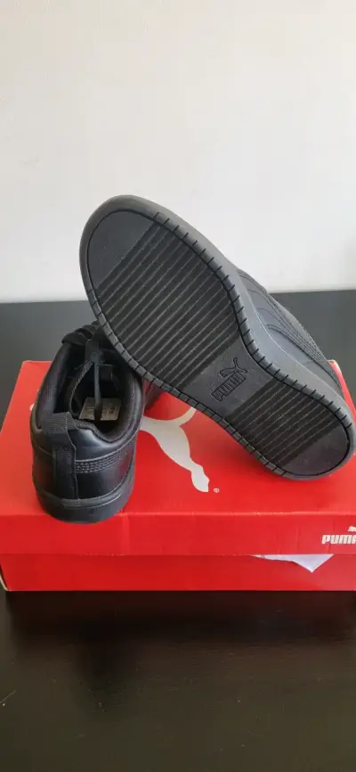 Zapatillas negras Puma N°37 - miniatura 4