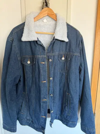 Chaqueta de mezclilla con forro de chiporro - miniatura 2