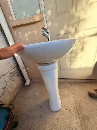 Lavamanos de cerámica con pedestal - miniatura 1
